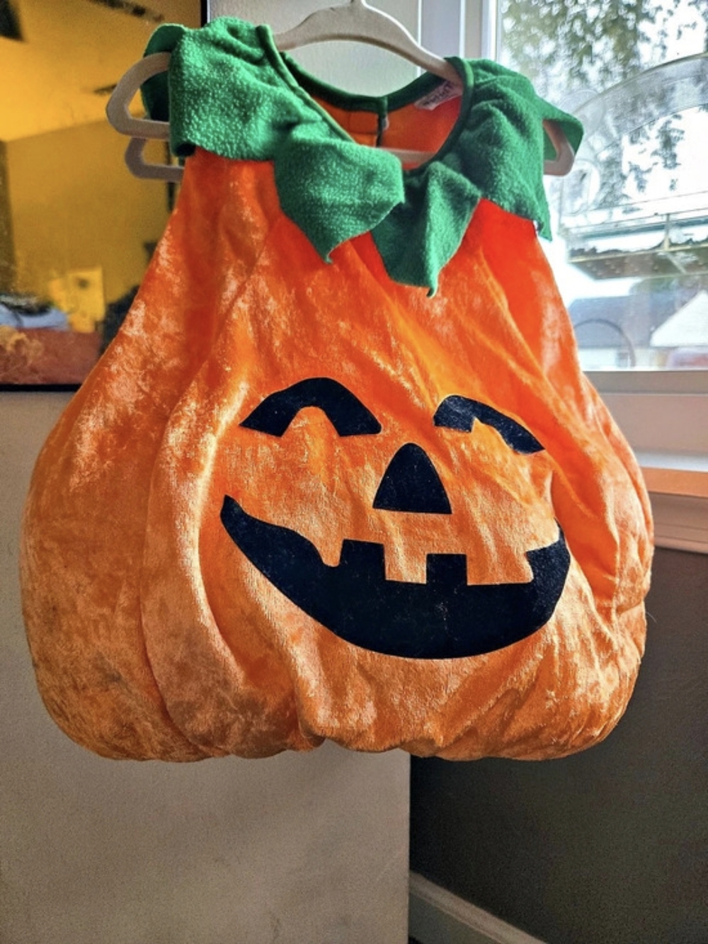 Spirit Halloween Lil' Pumpkin Infant Costume Orange & Green Baby 12-24M